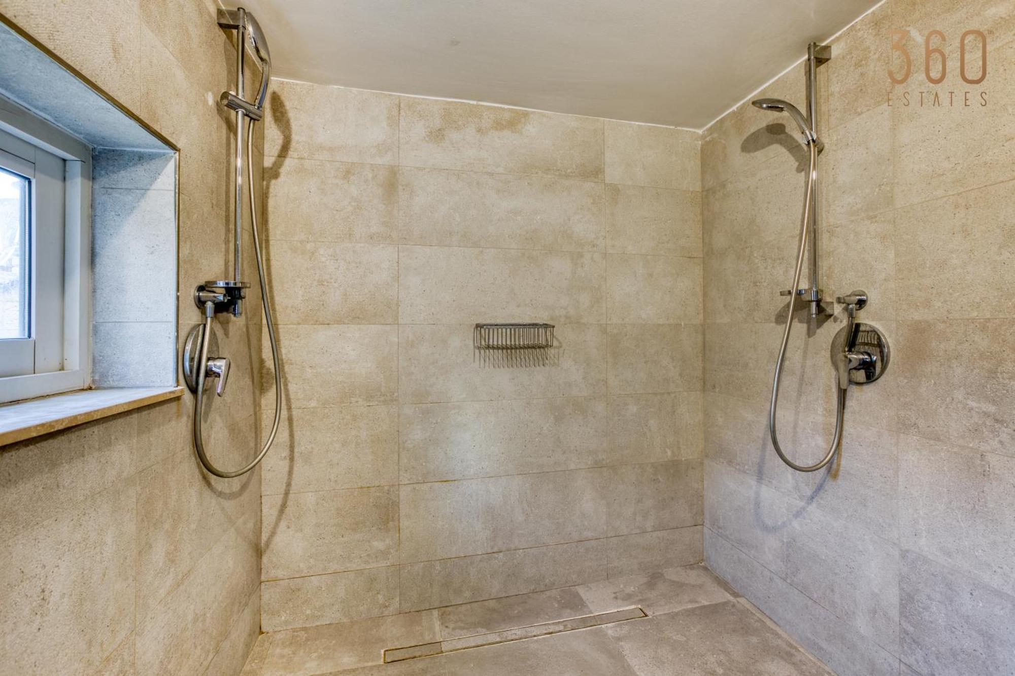 Comfortable 1br With Maltese Balcony In By 360 Estates Apartment